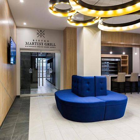 Imperia Hôtel et Suites Boucherville Exterior foto